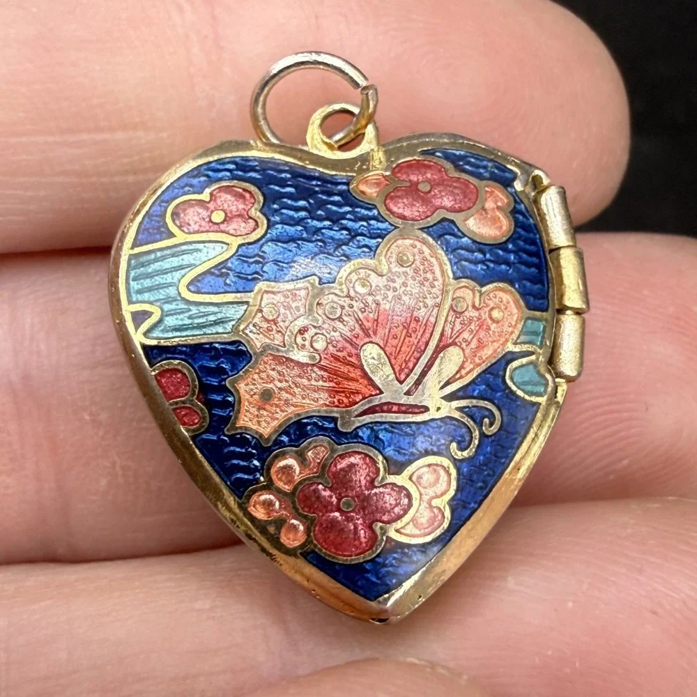 Vintage Cloisonne Locket Gold Tone Enamel Heart Butterfly Double Sided